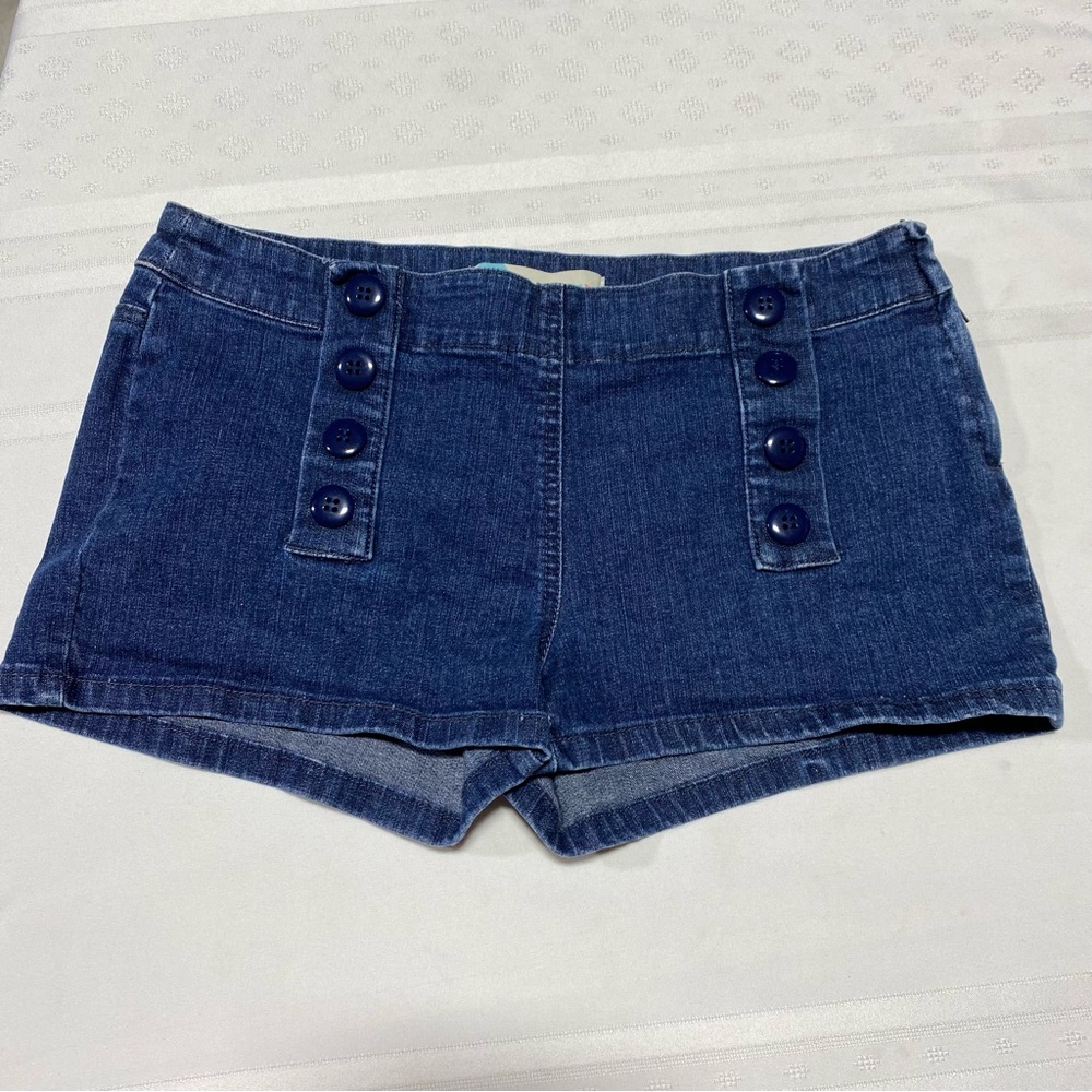 Roxy shorts